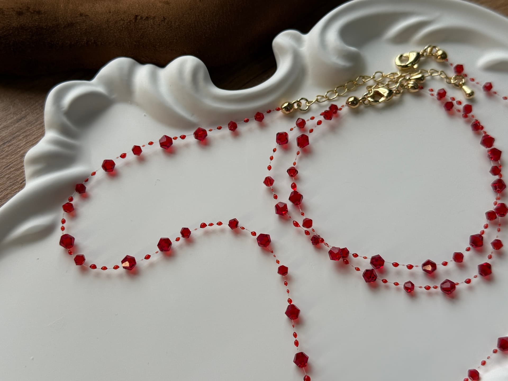 Колье "Рэд флаг" в одну нить нити  — фото 4